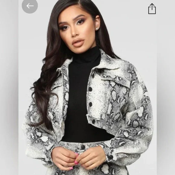 Noble U Snake Print Cropped Denim Jacket size Small - Picture 1 of 11